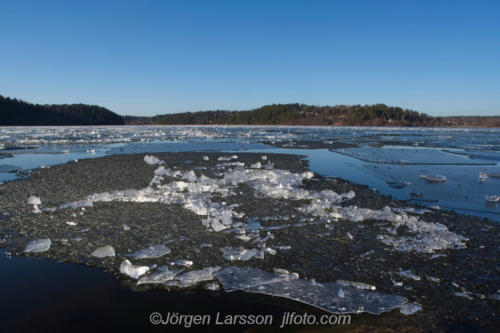 Mälaren Rödstenfjärden Sweden Sverige Is, Ice winter vinter