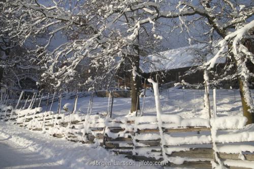 Skansen Stockholm Sverige  Museum vinter gärdesgårdar