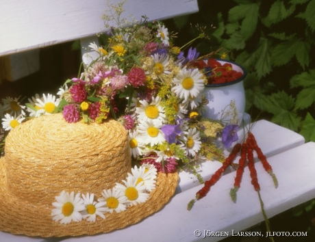 Blommor hatt smultron