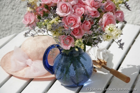 Mixed flowers hat