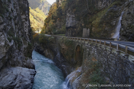 Valley  Autumn