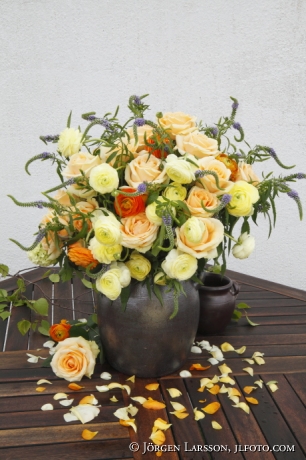 Arrangerade blommor Rosor