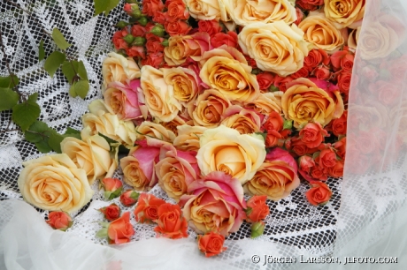 Mixed Flowers Roses